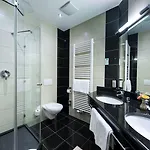 Szálloda Achat Sternhotel Bonn