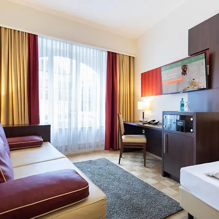 Achat Sternhotel 4* בון