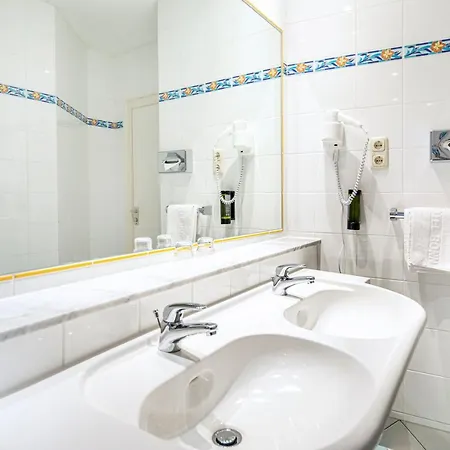 Hotel Achat Sternhotel Bonn