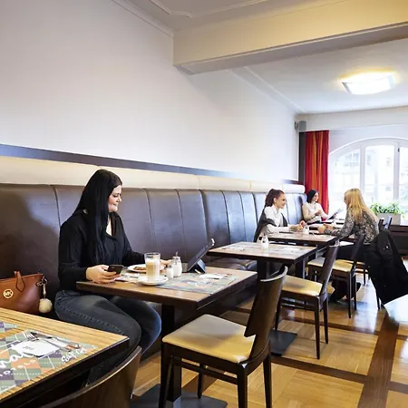 Achat Sternhotel 4* Bonn