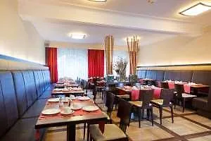 Hotel Achat Sternhotel 4*
