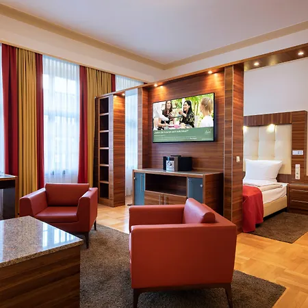 Achat Sternhotel 4* בון