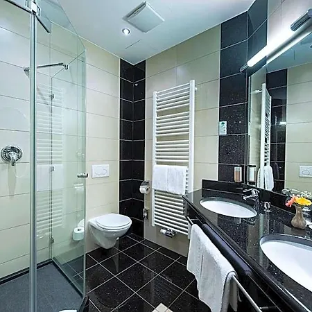 Hotel Achat Sternhotel 4*
