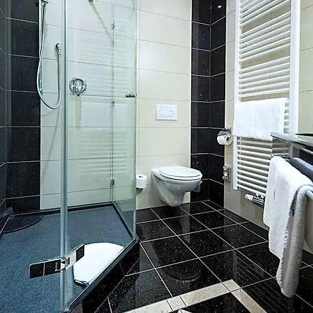 Achat Sternhotel 4*