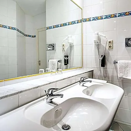 Hotel Achat Sternhotel 4*