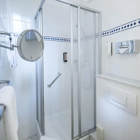 Hotel Achat Sternhotel 4*