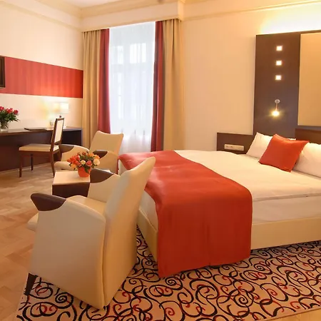 Achat Sternhotel מלון בון